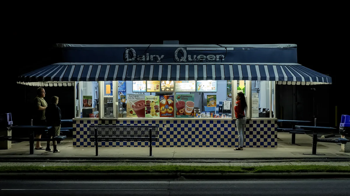 Dairy Queen restaurant storefront